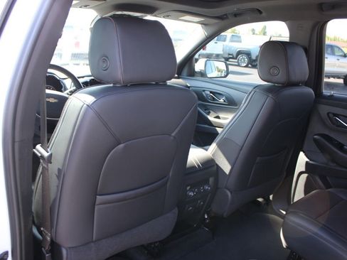 Used 2023 Chevrolet Traverse High Country AWD/4WD image 26