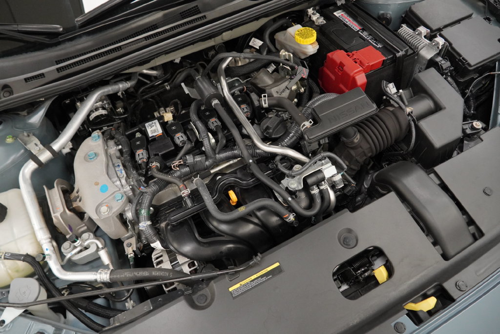 Used 2024 Nissan Sentra SV FWD image 41