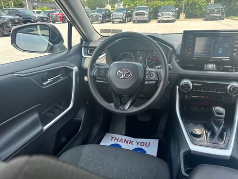 Used 2022 Toyota RAV4 XLE w/ Convenience Package AWD/4WD image 20