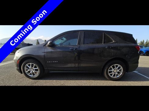 Used 2022 Chevrolet Equinox LS w/ LS Convenience Package FWD image 8
