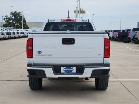 Used 2022 Chevrolet Colorado LT w/ Fleet Safety Package RWD image 6