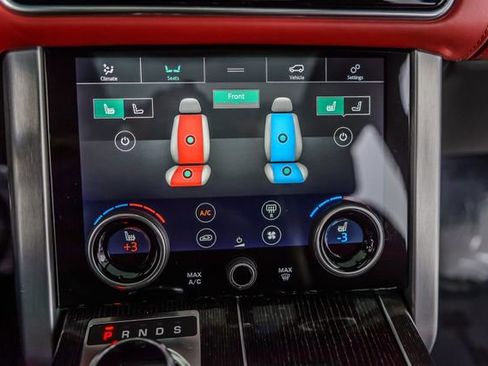 Used 2018 Land Rover Range Rover Long Wheelbase Autobiography image 25