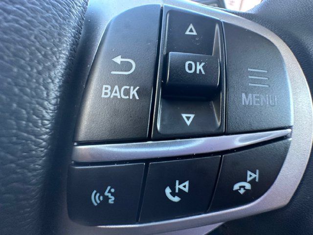 Used 2025 Ford Explorer Active AWD/4WD image 14