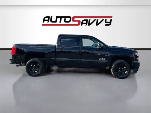 Used 2018 Chevrolet Silverado 1500 LTZ Z71 w/ Midnight Edition AWD/4WD image 8