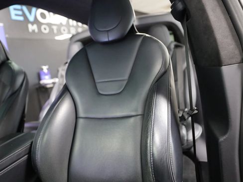 Used 2016 Tesla Model X 75D image 21