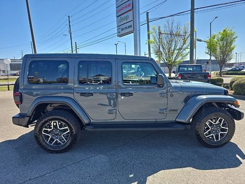 New 2026 Jeep Wrangler Unlimited Sahara AWD/4WD image 2