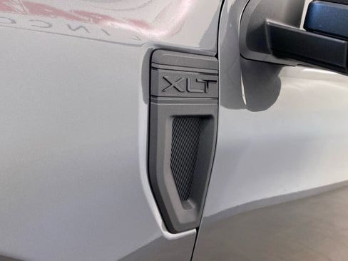 New 2025 Ford Maverick XLT w/ XLT Luxury Package image 13