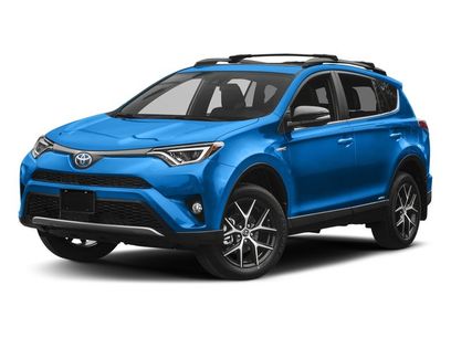 Used 2018 Toyota RAV4 SE