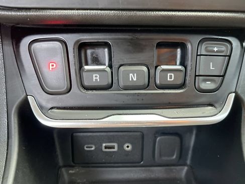 Used 2020 GMC Terrain SLE w/ Driver Convenience Package AWD/4WD image 28