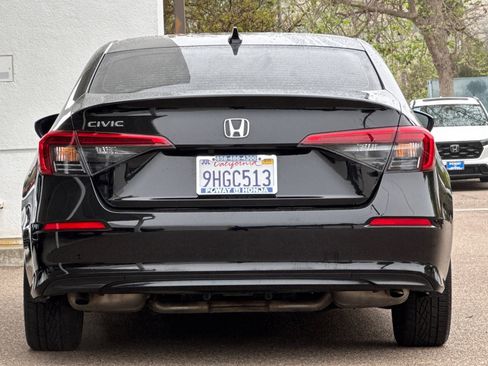 Used 2023 Honda Civic EX image 9