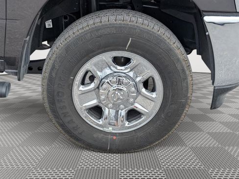 New 2025 RAM 2500 Tradesman AWD/4WD image 6