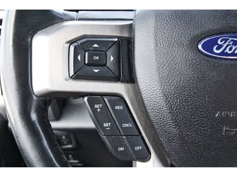 Used 2018 Ford F150 Platinum AWD/4WD image 17