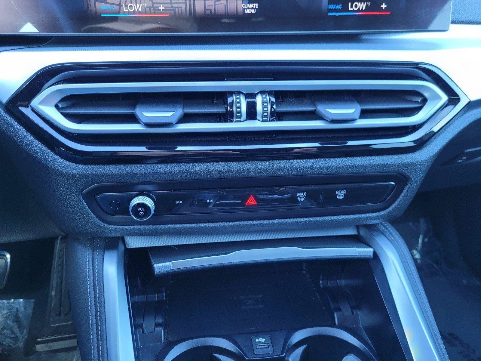 Used 2023 BMW i4 eDrive40 w/ M Sport Package RWD image 27