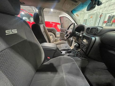 Used 2008 Chevrolet TrailBlazer SS w/ Sun And Sound Package image 22