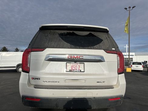 Used 2023 GMC Yukon SLT image 13