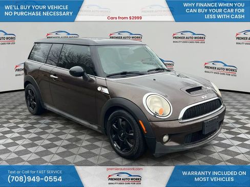 Used 2010 MINI Cooper Clubman S image 1
