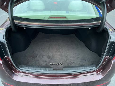 Used 2012 Kia Optima LX image 13