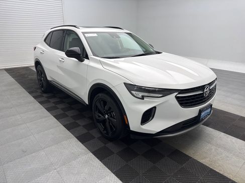 Certified 2022 Buick Envision Essence w/ Sport Touring Package image 7