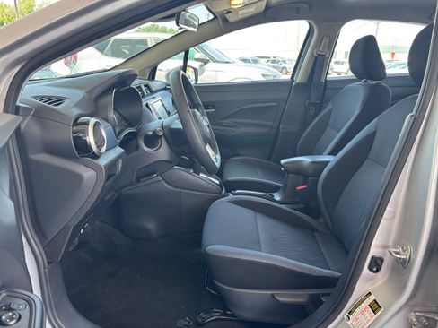 Used 2025 Nissan Versa SV FWD image 24