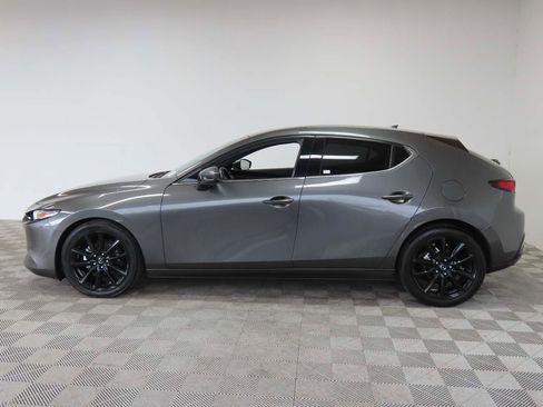 Used 2019 MAZDA MAZDA3 Hatchback w/ Premium Package FWD image 5
