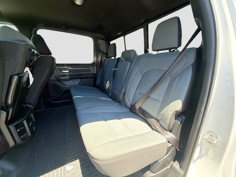 Used 2022 RAM 1500 Big Horn AWD/4WD image 23