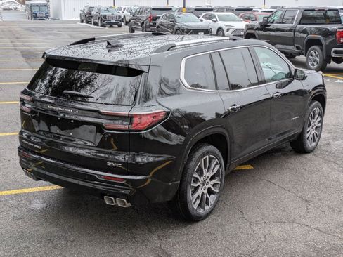 New 2026 GMC Acadia Denali Ultimate w/ LPO, Floor Liner Package AWD/4WD image 7