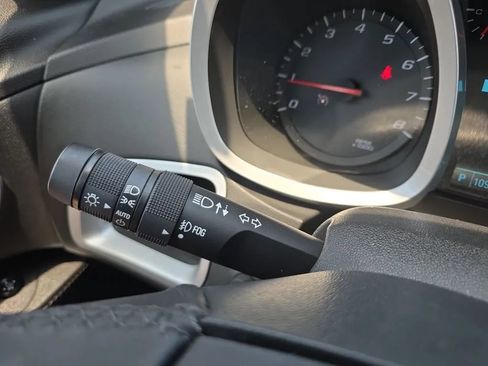 Used 2017 Chevrolet Equinox Premier w/ Enhanced Convenience Package FWD image 23
