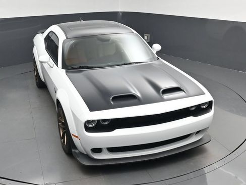 Used 2023 Dodge Challenger SRT Hellcat RWD image 26