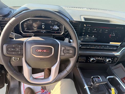 Used 2023 GMC Sierra 1500 SLT w/ SLT Premium Package image 19