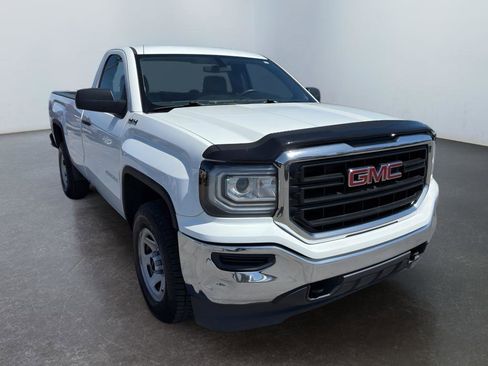 Used 2018 GMC Sierra 1500 4x4 Regular Cab w/ Sierra Convenience Package image 7