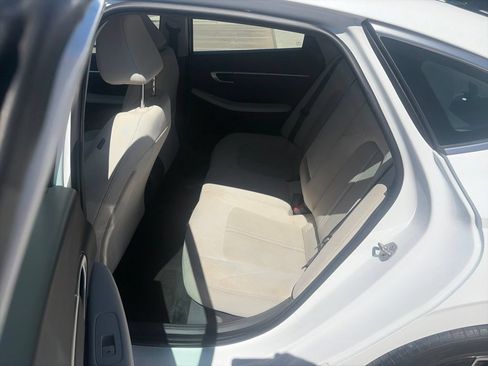 Used 2024 Hyundai Sonata SEL FWD image 16