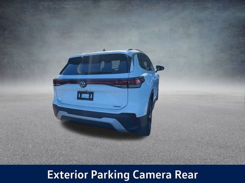 New 2025 Volkswagen Tiguan SE image 21