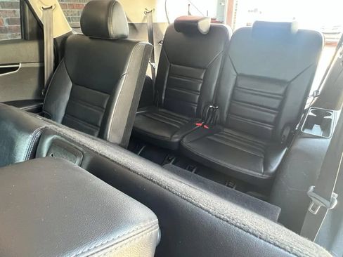 Used 2019 Kia Sorento EX FWD image 47