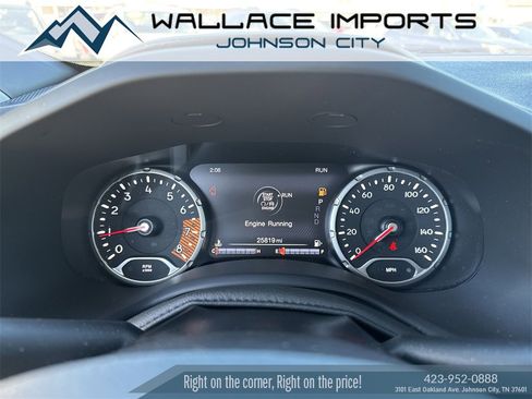 Used 2023 Jeep Renegade Latitude image 34