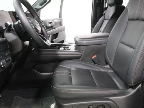 Used 2025 Chevrolet Tahoe RST w/ Comfort Package AWD/4WD image 20