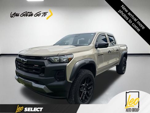 Used 2023 Chevrolet Colorado Trail Boss AWD/4WD image 1