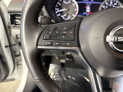 Used 2024 Nissan Sentra SR FWD image 13