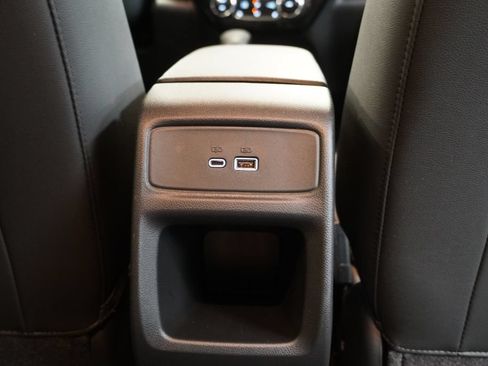 Used 2025 Chevrolet Trax LT w/ Driver Confidence Package FWD image 26