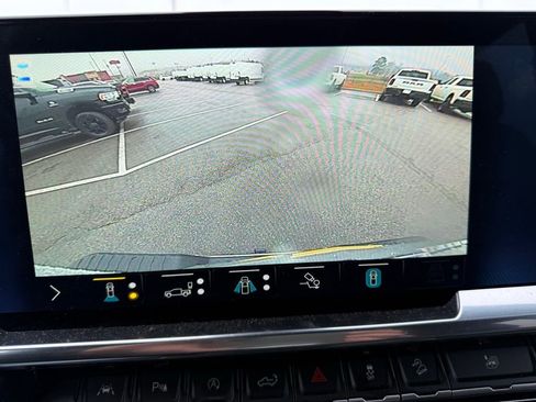 Used 2022 Chevrolet Silverado 1500 LTZ image 20