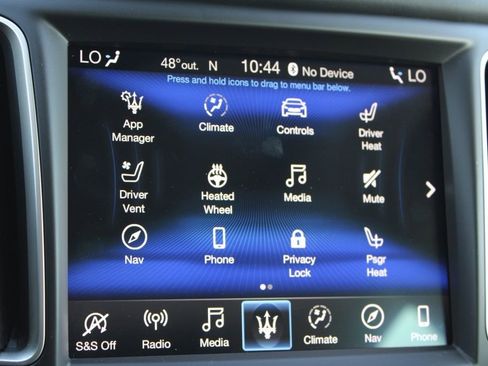 Used 2020 Maserati Levante S GranLusso image 39