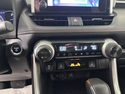 Used 2023 Toyota RAV4 SE image 29