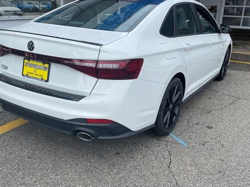 New 2026 Volkswagen Jetta GLI Autobahn FWD image 11