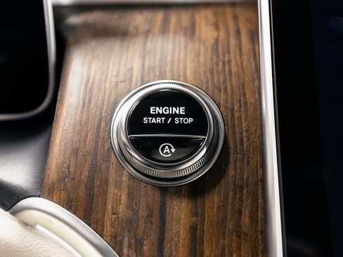 Certified 2026 Mercedes-Benz GLC 300 4MATIC image 16