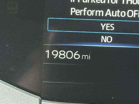 Used 2025 Toyota Prius LE image 34