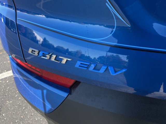 Used 2023 Chevrolet Bolt EUV LT w/ Convenience Package FWD image 30