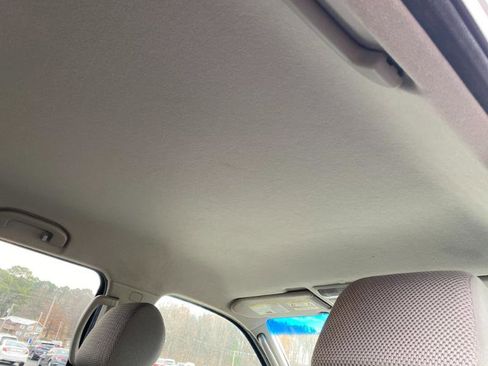 Used 2008 Nissan Frontier SE w/ SE Value Truck Pkg image 18