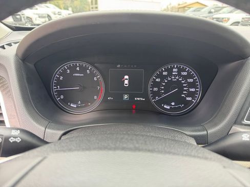 Used 2017 Genesis G80 3.8 w/ Option Group 03 image 26