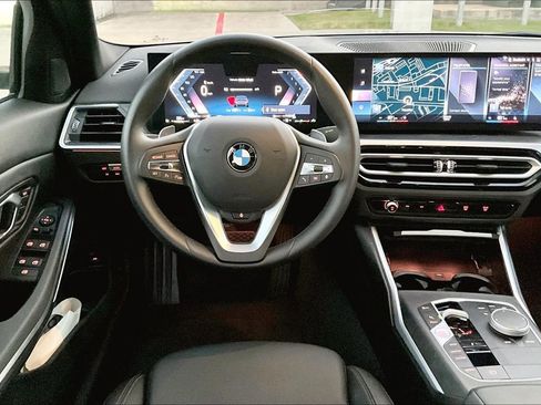 Used 2023 BMW 330i xDrive Sedan w/ Driving Assistance Package AWD/4WD image 6