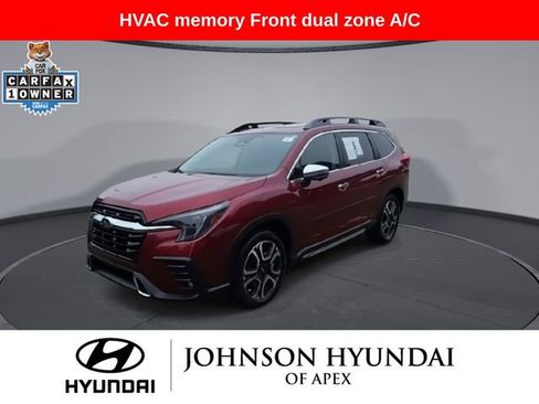 Used 2023 Subaru Ascent Touring image 4