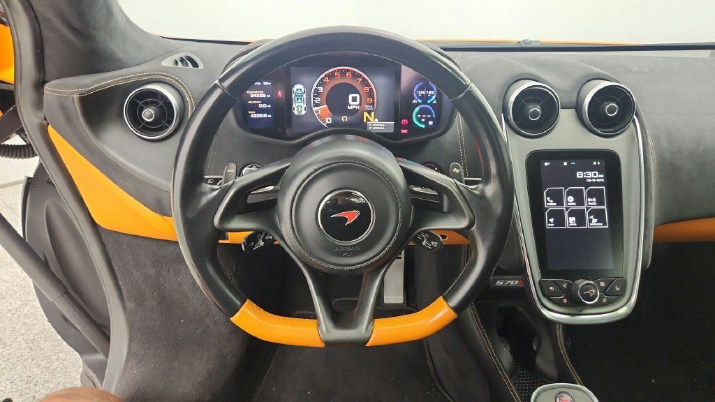 Used 2016 McLaren 570S Coupe RWD image 32
